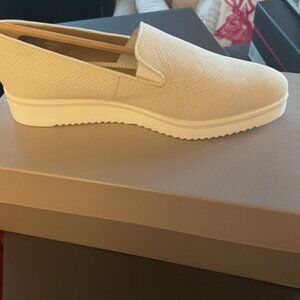 Franco Sarto Fabrina Leather Slip-On Size 6M - Vanilla